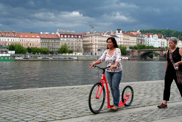 Čtyři pražské přístavy - projížďka na kole, koloběžce, elektrokole