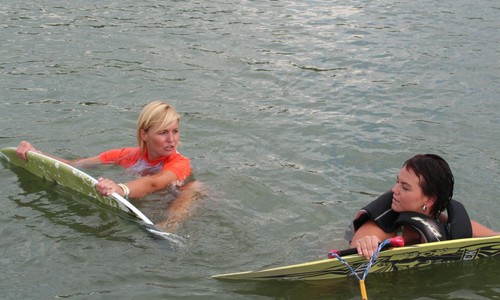 Prkno na vodu wakeboard