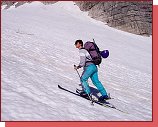 Stoupn na lych s batohem Alp 40 po ledovci od chaty Simony k Dachsteinu 