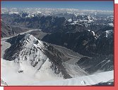 Gasherbrum I., pohled z vrcholu 