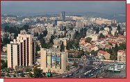 Jerusalem 2011. Bn ivot, ekl by jeden. Za nkolik hodin exploduje na nedalek autobusov zastvce kufr pln vbuniny. 