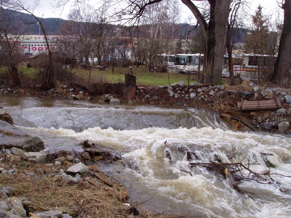 Jihoesk eky a potoky 29.3.2006