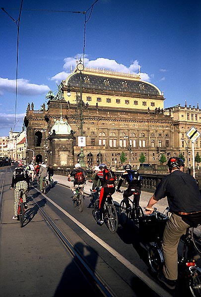 Praha, manifestan cyklojzda, 19.5.2005