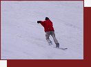 Osaml snowboardista na Velkm hangu    