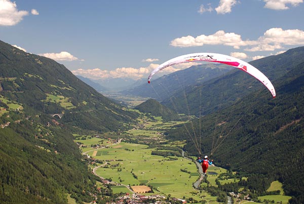 X-Alps, paragliding v okol Lienzu