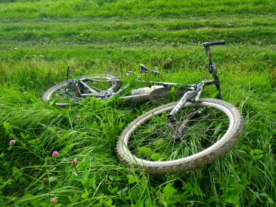 Auto smetlo cyklistu ze silnice u České Třebové