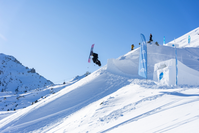 Nendaz Backcountry Invitational: a symphony of powder and spectacular tricks from the best athletes on the freeride and freestyle scene