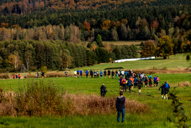 Přes tolik bláta jsme ještě neběželi, těšili se v záři podzimního slunce na Česko-německém půlmaratonu v Nemanicích