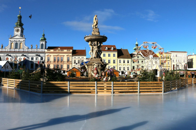 České Budějovice: bruslení na náměstí, zimním stadionu i v přírodě