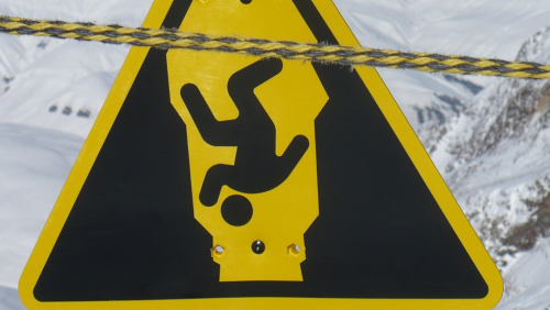 La Grave. Pozor na trhliny v ledovci! La Grave. Pozor na trhliny v ledovci!