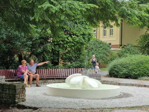 Bardejovské Kúpele, fontána v parku. Bardejov.