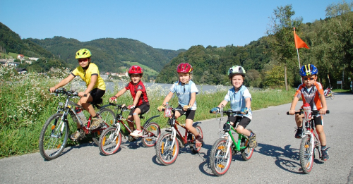 Dunajská stezka / Donau Radweg.