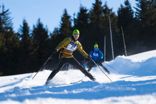 Krkonošská 70, závod družstev na běžkách.