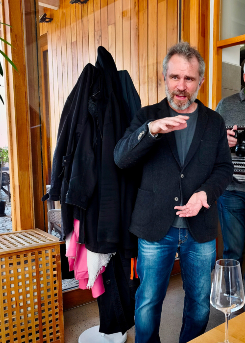 Vlastimil Nešetřil provozuje mikropivovar Jonatan i vinařství ve Vinařském domě Znojmo. Znojmo pivo.